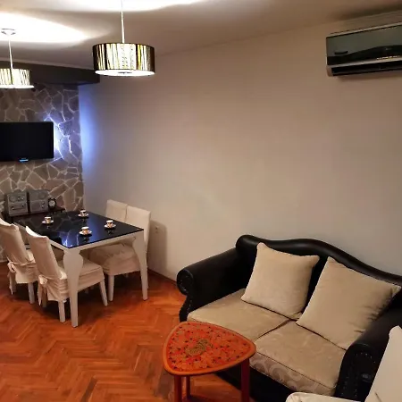 Apartmán Alexandria - Beachfront & Sea Garden *